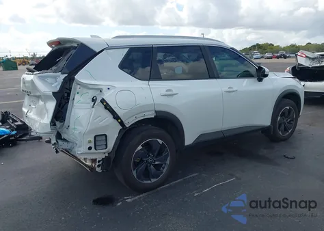 2025 Nissan Rogue Sv Fwd z USA, uszkodzony, nr VIN 5N1BT3BA6SC676599